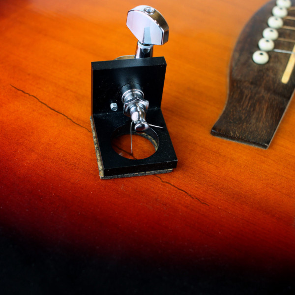 crack-repair-tool-for-acoustic-classical